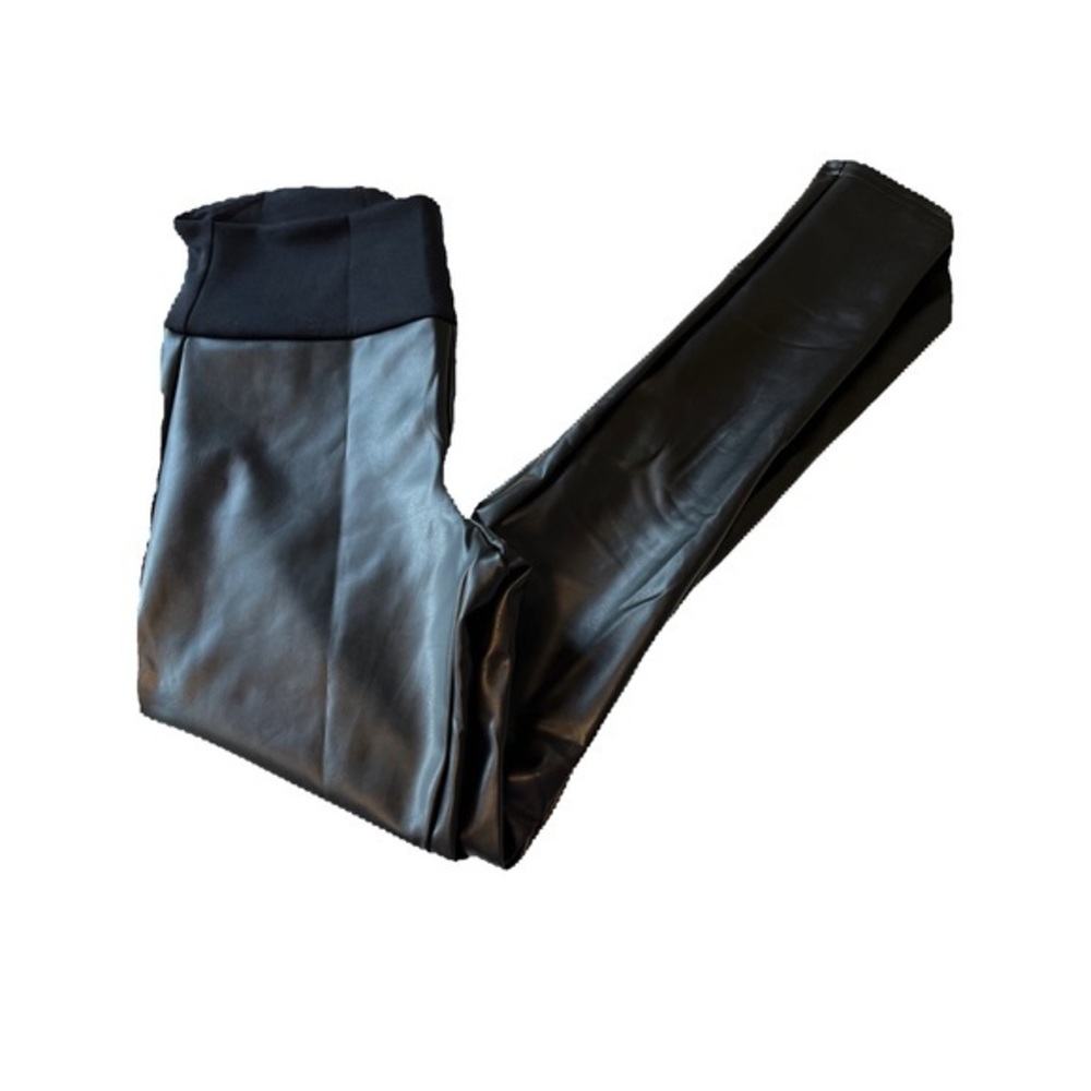 Assets by Spanx faux leather‎ black pants. Size  L. NWOT. N17.
